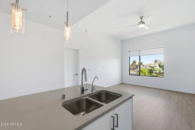 $348,000 | 1130 North 2nd Street, Unit 313, Phoenix, AZ 85004