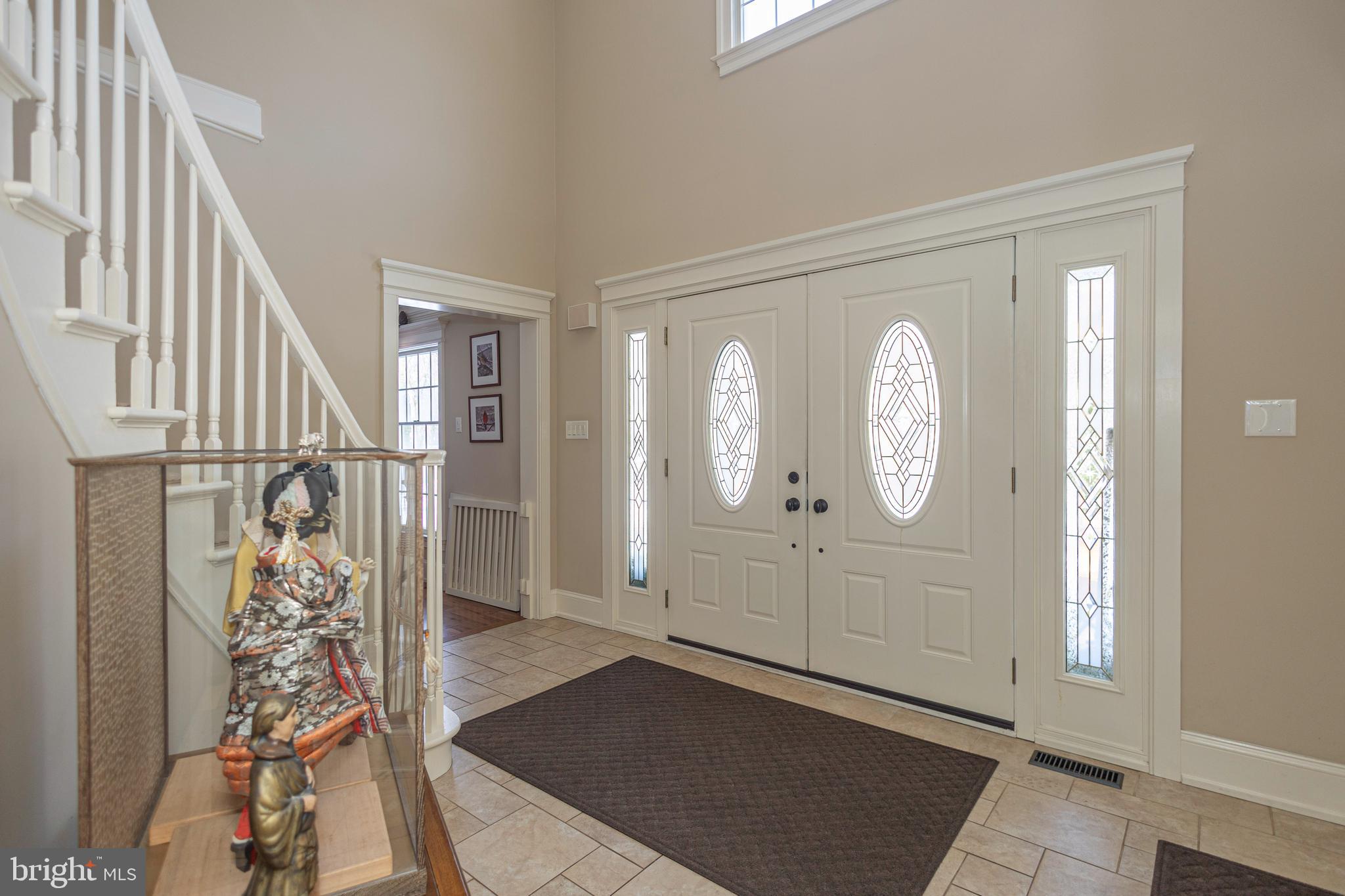 196 Aqueduct Road Washington Crossing, PA 18977 - Photo 5 of 57