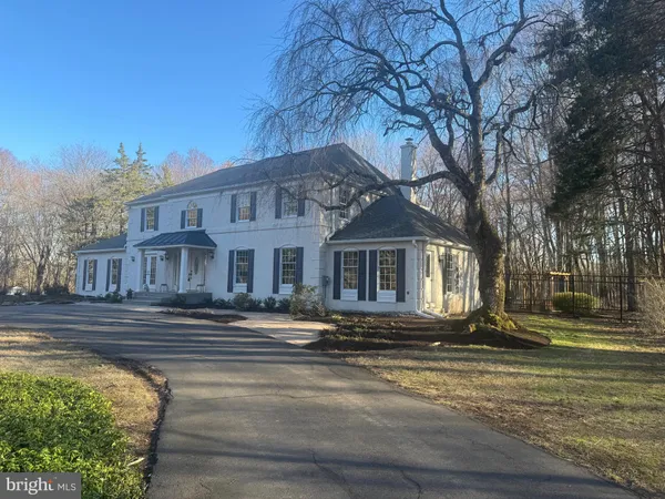 $1,695,000 | 196 Aqueduct Road, Washington Crossing, PA 18977