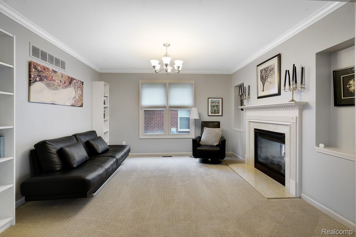 41479 Thoreau Ridge Novi, MI 48377 - Photo 6 of 40 dsc09130-dsc09132.jpg