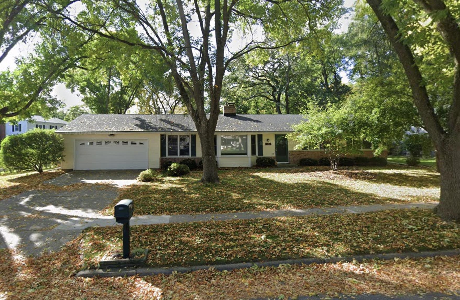 2905 Nottingham Way Madison, WI 53713 - Photo 1 of 1 Gallery Image 1