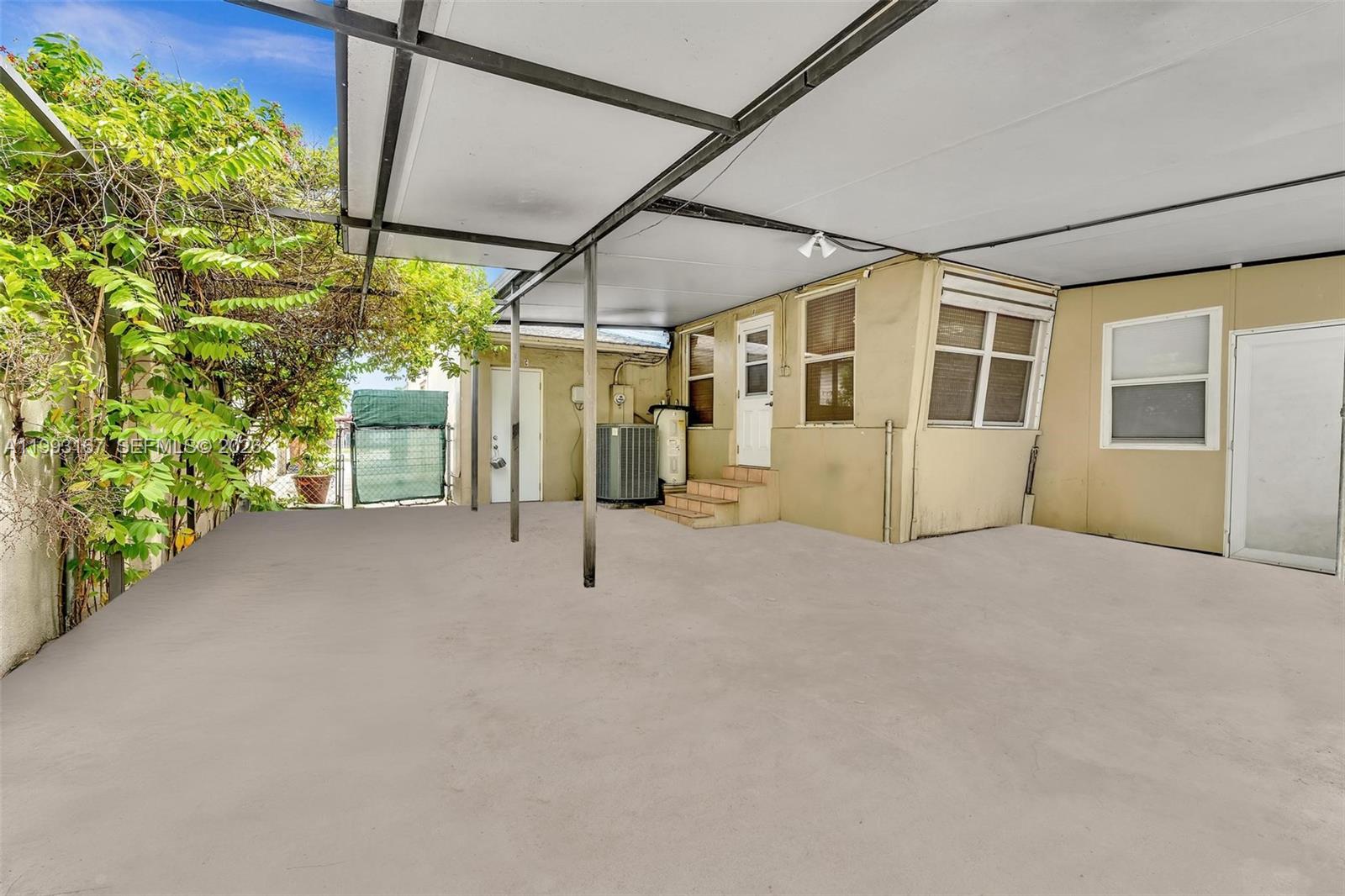 340 West 55th Street Hialeah, FL 33012 - Photo 28 of 28