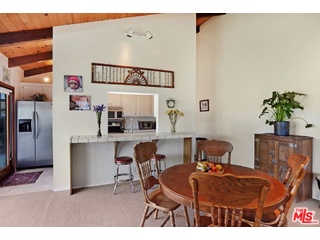 2717 Halsey Road Topanga, CA 90290 - Photo 4 of 39 a room with furniture and window