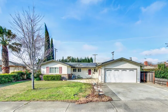 $549,900 | 1418 Auburn Way, Woodland, CA 95695