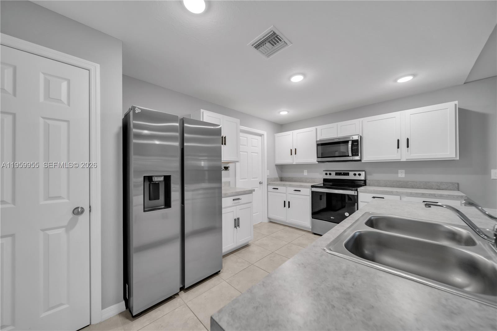 2617 53rd Street West Lehigh Acres, FL 33971 - Photo 7 of 30