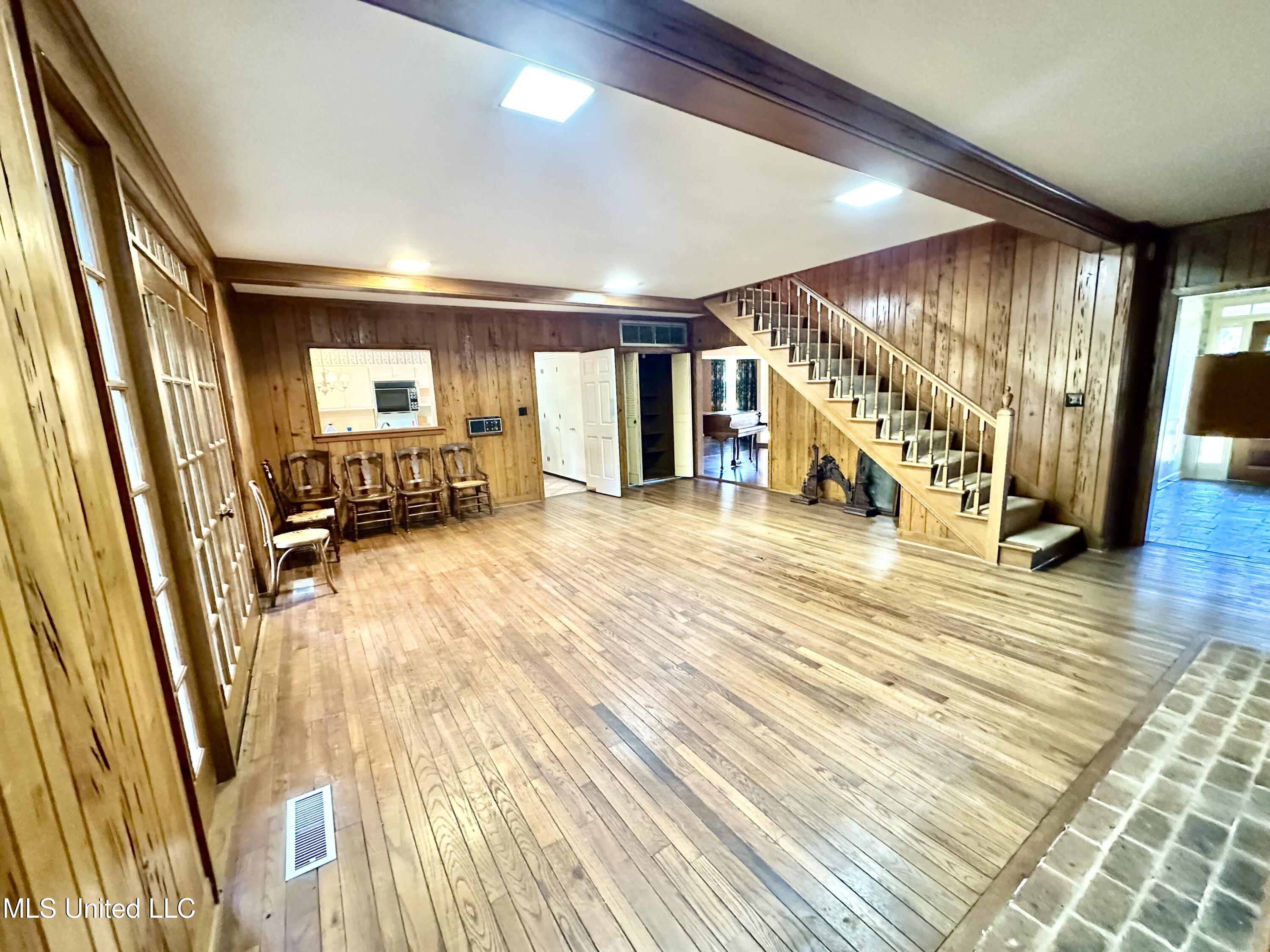400 Charles Street Brookhaven, MS 39601 - Photo 7 of 49 Another view of the den