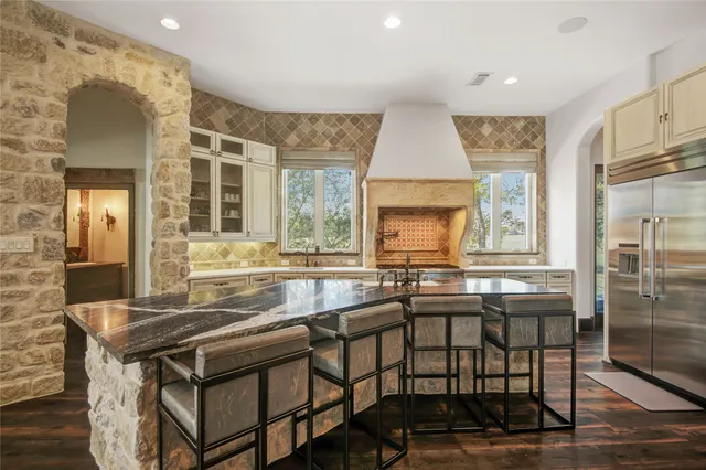 $1,650,000 | 10 Sullivans Lane, Missouri City, TX 77459