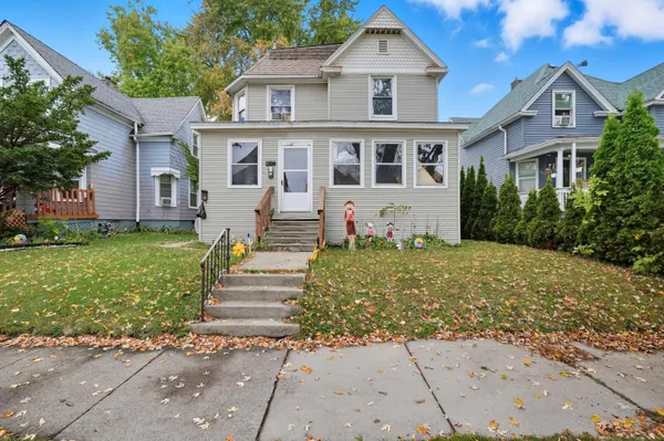 $129,900 | 1504 Owen Avenue, Racine, WI 53403