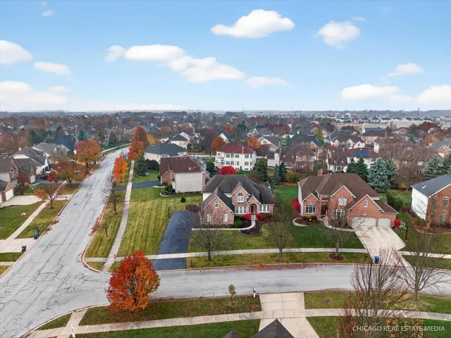 an aerial view of multiple house