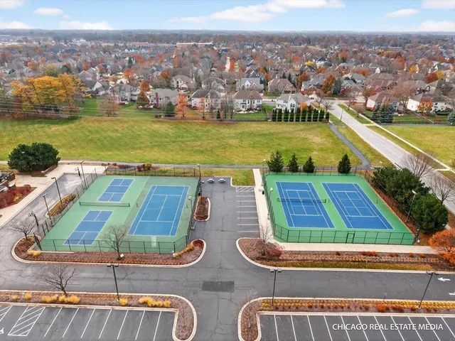 $875,000 | 3423 Sunnyside Court, Naperville, IL 60564