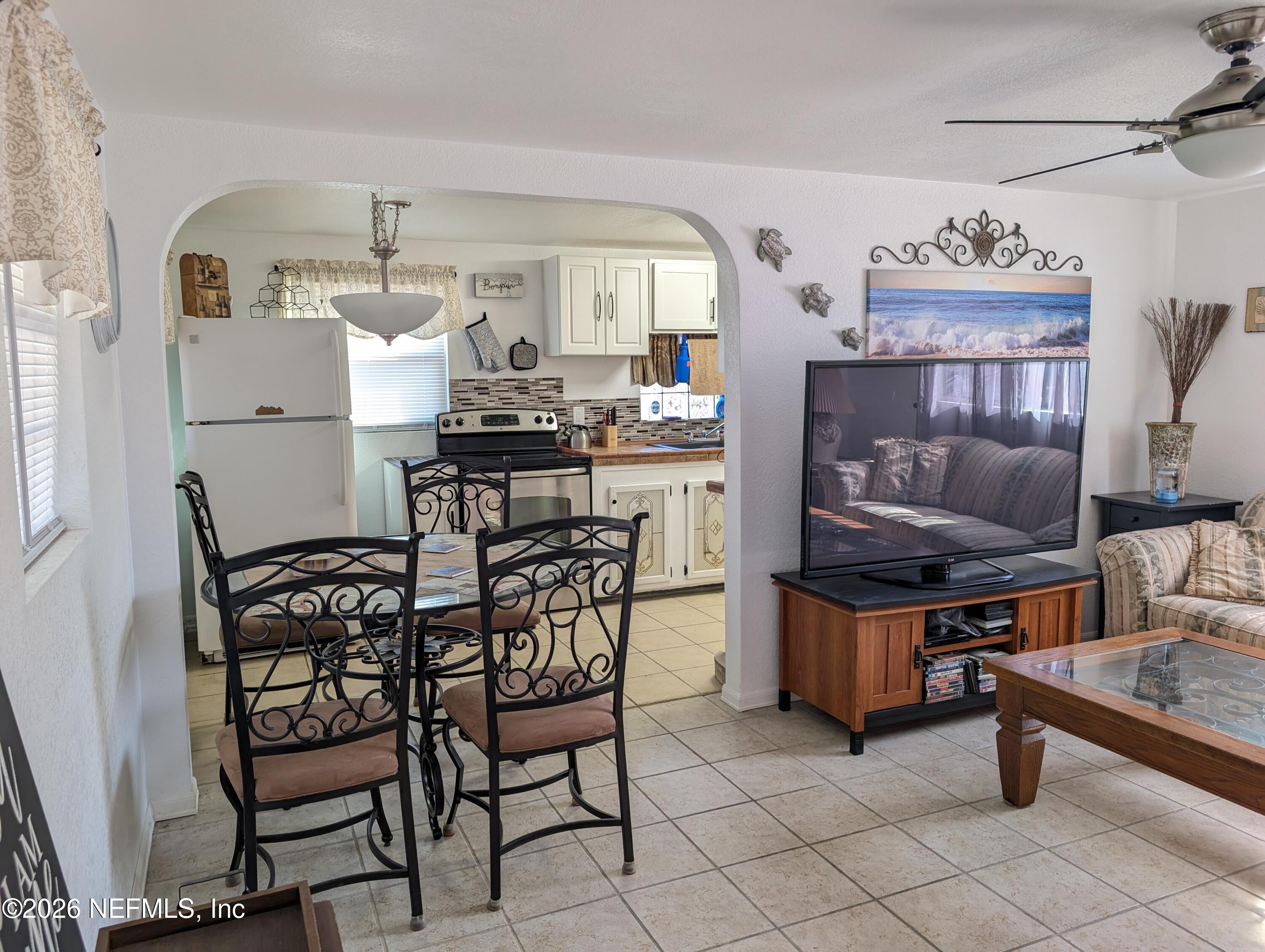 231 5th Way Interlachen, FL 32148 - Photo 18 of 22 231 5TH WAY 9