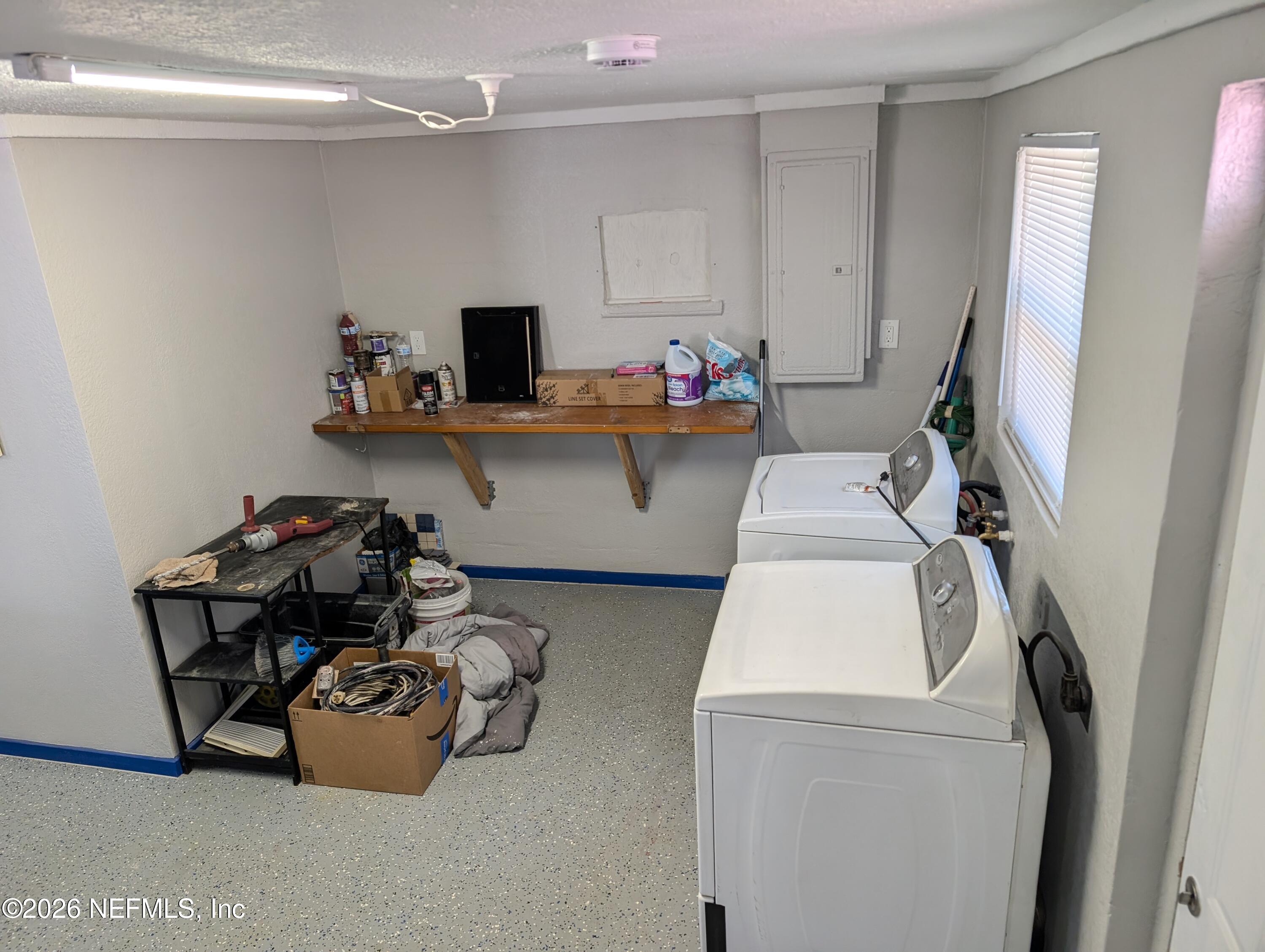 231 5th Way Interlachen, FL 32148 - Photo 8 of 22 231 5TH WAY LAUNDRY