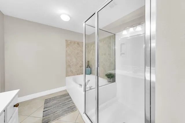 $549,000 | 112 Seascape Drive, Unit 1807, Miramar Beach, FL 32550