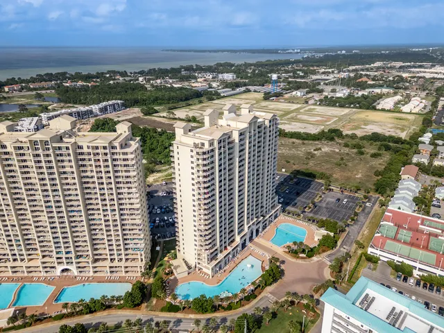 $549,000 | 112 Seascape Drive, Unit 1807, Miramar Beach, FL 32550