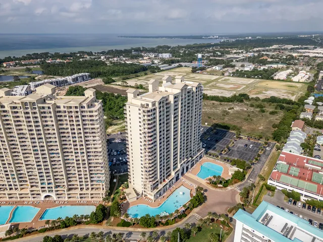 $549,000 | 112 Seascape Drive, Unit 1807, Miramar Beach, FL 32550