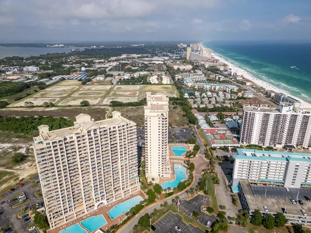 $549,000 | 112 Seascape Drive, Unit 1807, Miramar Beach, FL 32550