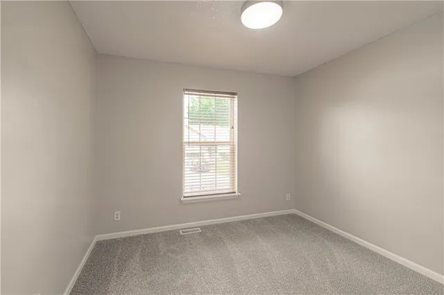 $260,000 | 1017 Rose Avenue, Excelsior Springs, MO 64024