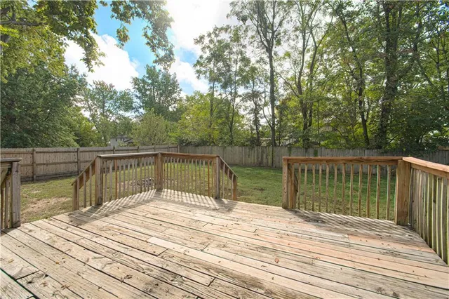 $260,000 | 1017 Rose Avenue, Excelsior Springs, MO 64024