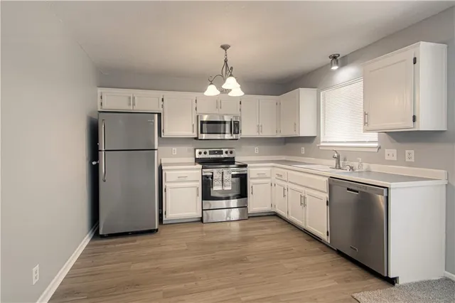 $260,000 | 1017 Rose Avenue, Excelsior Springs, MO 64024