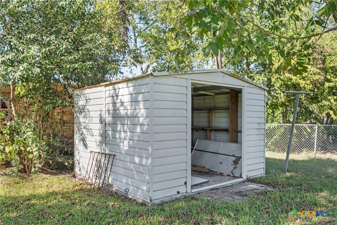 1612 South 49th Street Temple, TX 76504 - Photo 23 of 24 front view of a house with a tree