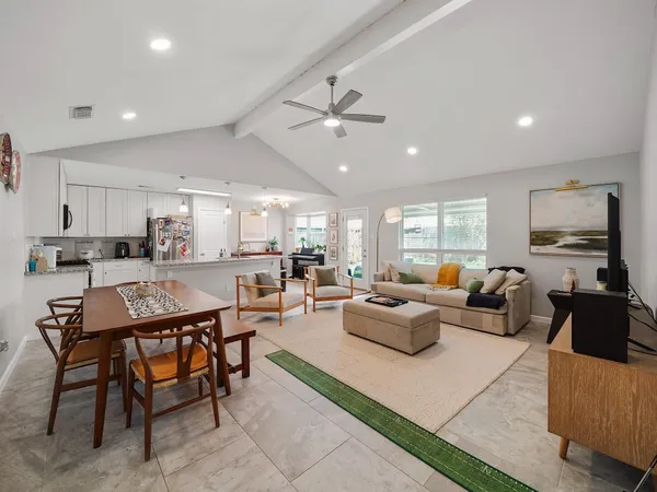 $2,500 | 5014 Mary Lou Drive, Houston, TX 77092