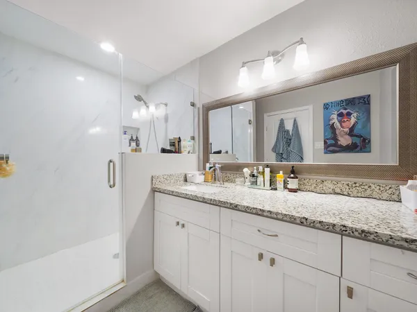 $2,600 | 5014 Mary Lou Drive, Houston, TX 77092