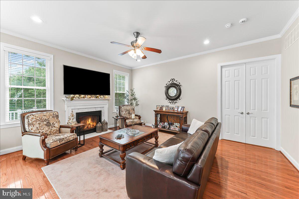 214 Hanover Road Phoenixville, PA 19460 - Photo 11 of 47 Family room