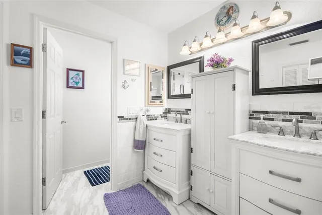 $529,995 | 6 Amberjack Terrace, Placida, FL 33946