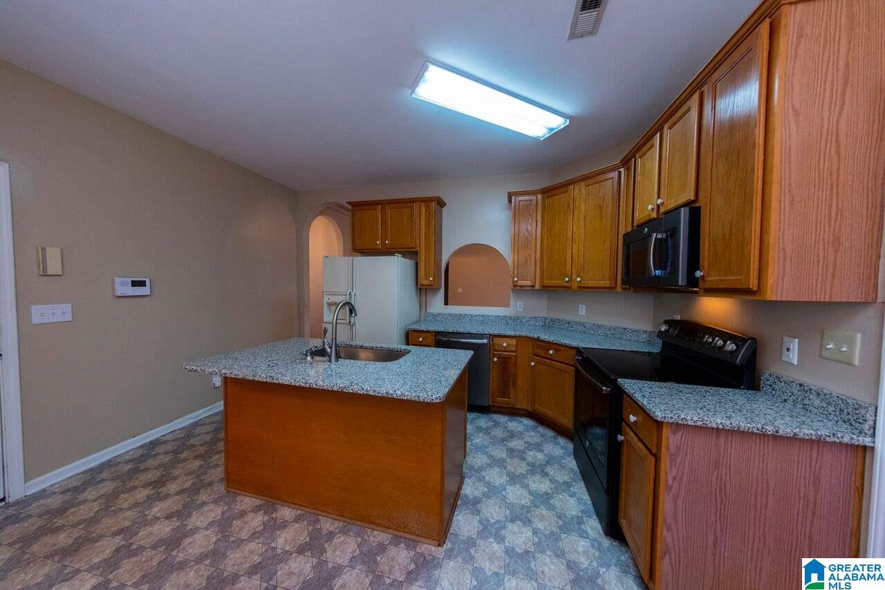 105 Spring Place Alabaster, AL 35007 - Photo 15 of 35