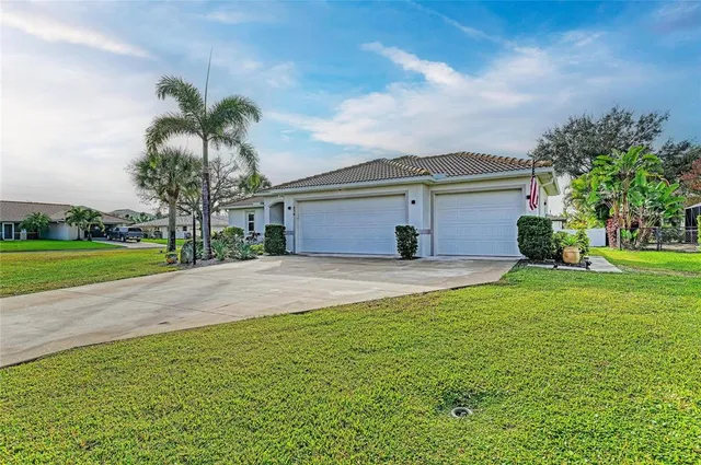 $530,000 | 436 North Rossetti Drive, Nokomis, FL 34275