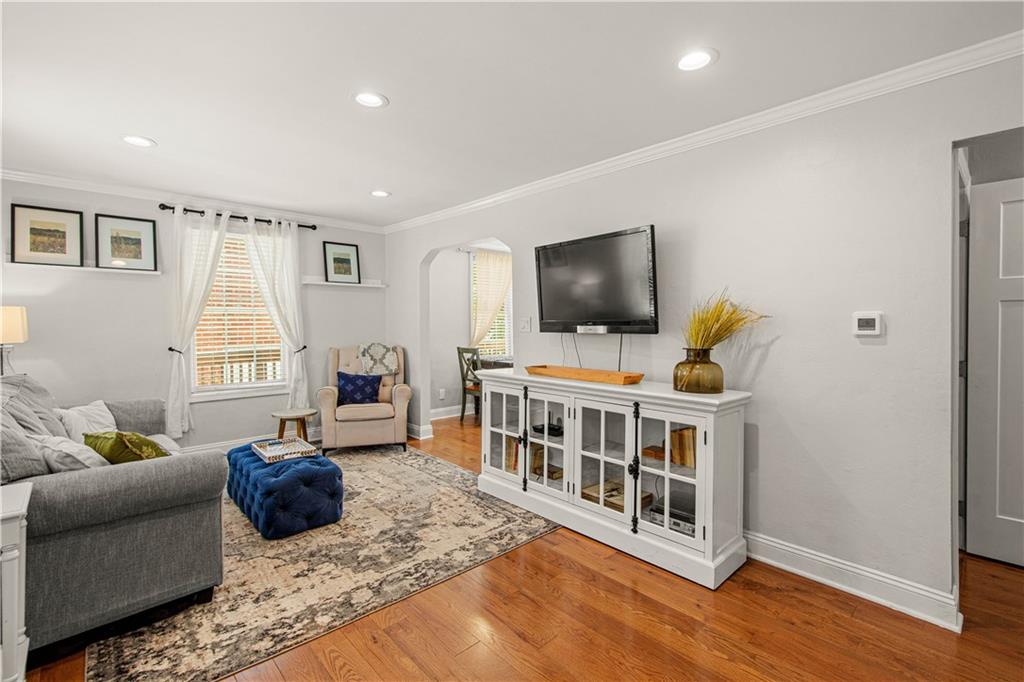 103 Bartley Road Pittsburgh, PA 15241 - Photo 5 of 41 Gallery Image 5