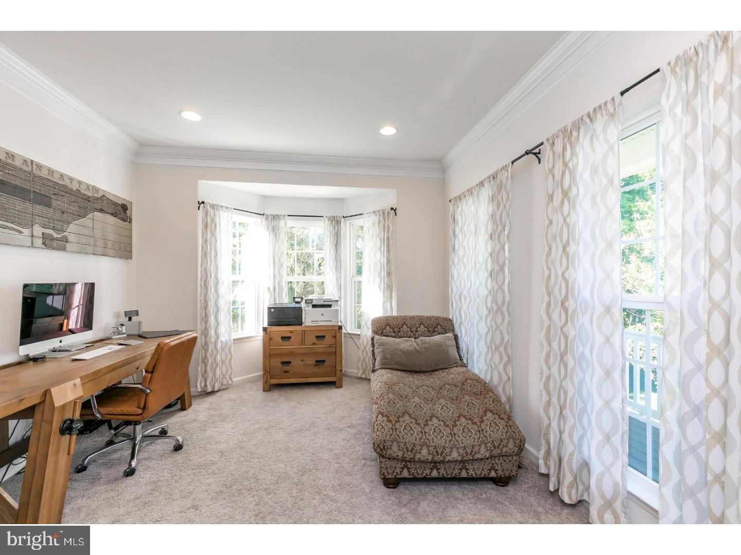 514 Sutton Place Spring City, PA 19475 - Photo 11 of 25 Gallery Image 11