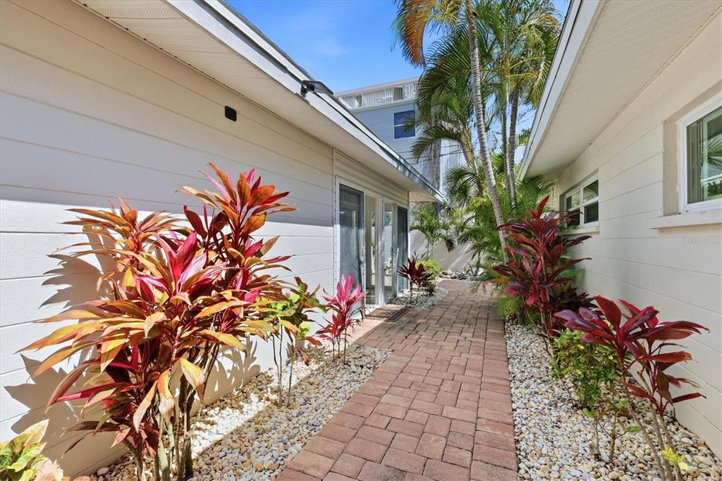 6005 Midnight Pass Road, Unit S6 Sarasota, FL 34242 - Photo 28 of 45
