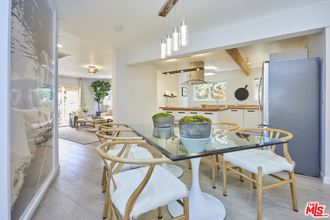 241 7th Avenue Venice, CA 90291 - Photo 12 of 48