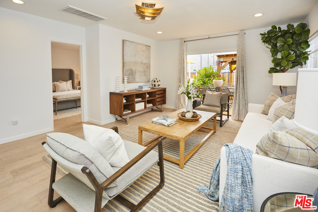 241 7th Avenue Venice, CA 90291 - Photo 18 of 48