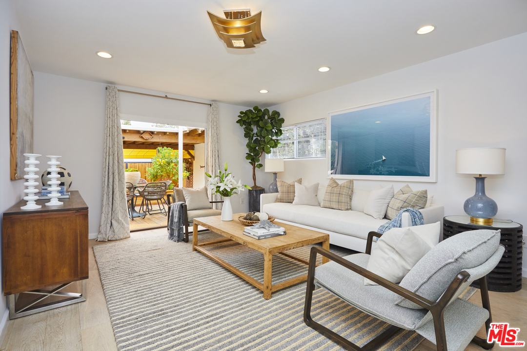 241 7th Avenue Venice, CA 90291 - Photo 19 of 48