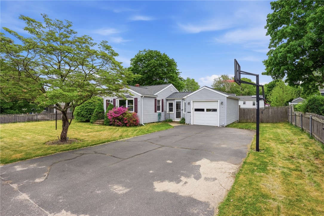 14 Beatrice Avenue Warwick, RI 02889 - Photo 30 of 31
