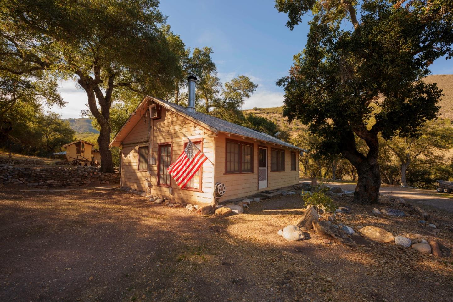 47275 Arroyo Seco Road Greenfield, CA 93927 - Photo 13 of 31