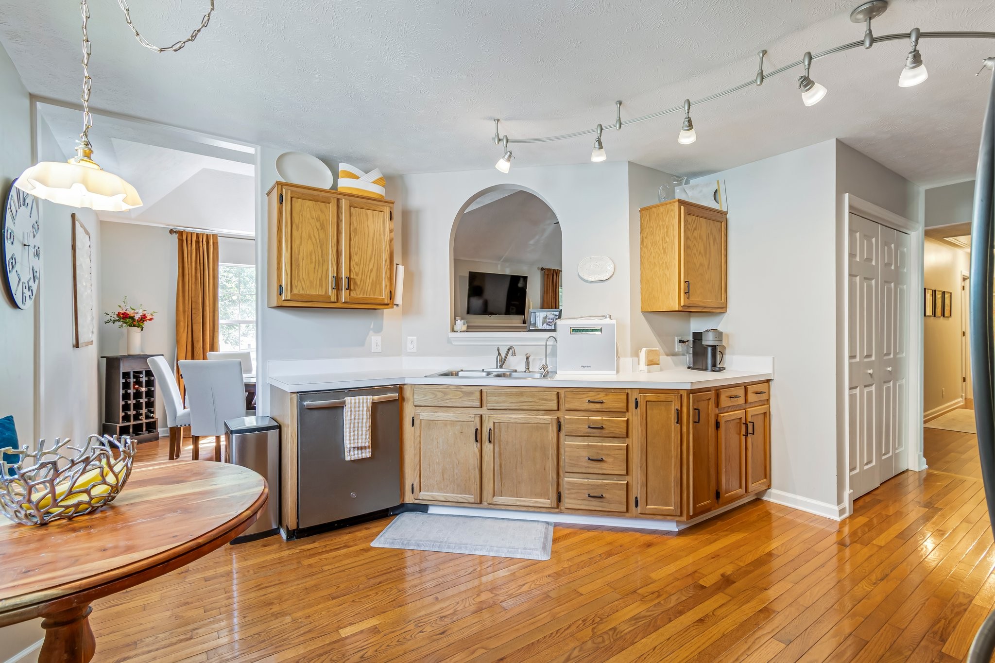 1817 Bryce Circle Nashville, TN 37211 - Photo 19 of 54 a spacious bathroom with a double vanity sink a mirror and a bathtub