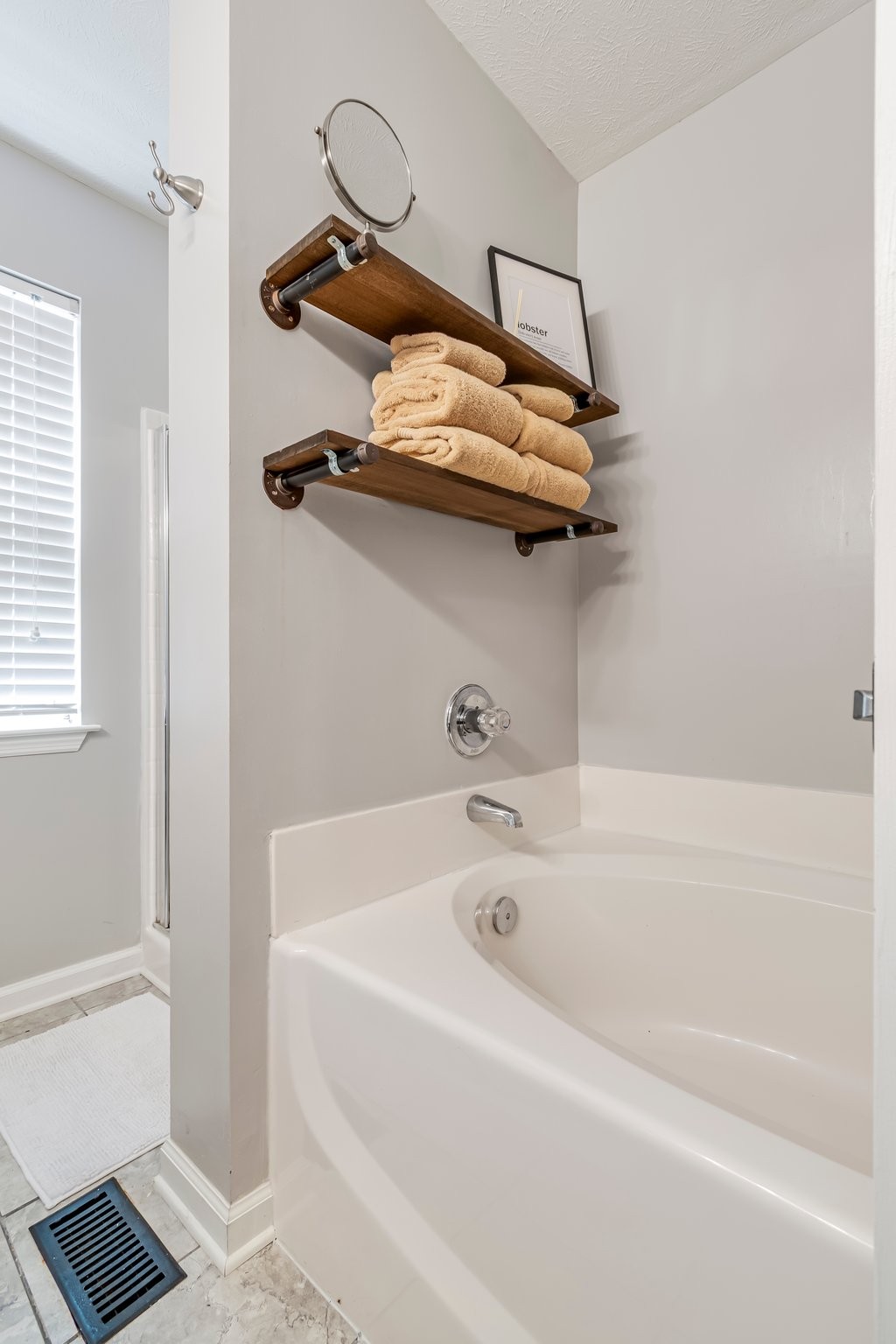1817 Bryce Circle Nashville, TN 37211 - Photo 35 of 54 a bathroom with a bathtub