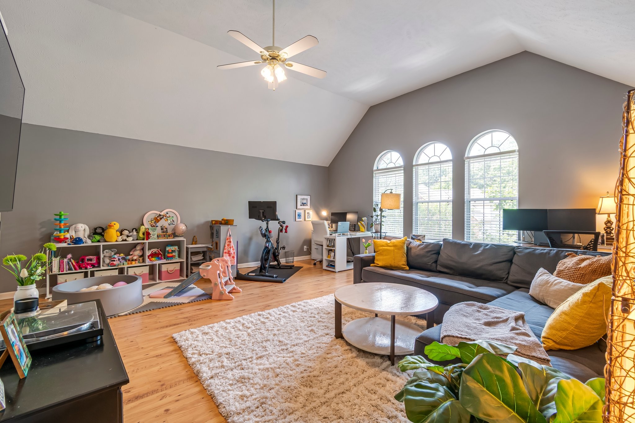 1817 Bryce Circle Nashville, TN 37211 - Photo 39 of 54 a living room with furniture a chandelier and a table