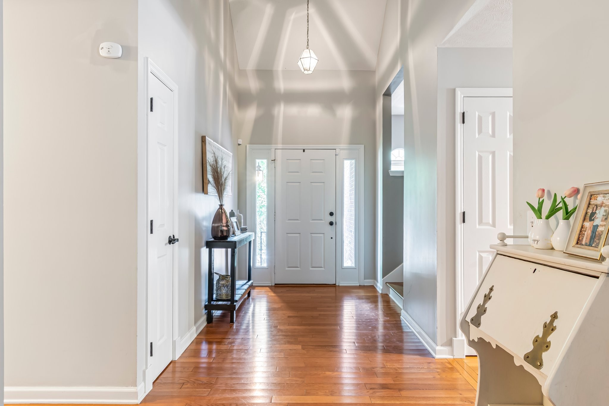 1817 Bryce Circle Nashville, TN 37211 - Photo 4 of 54 a view of hallway with wooden floor