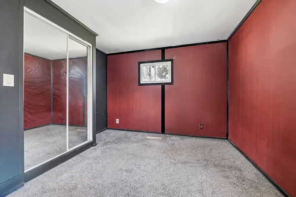 $375,000 | 191 Ashland Avenue, Des Plaines, IL 60016