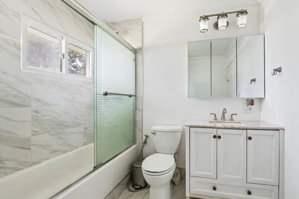 $375,000 | 191 Ashland Avenue, Des Plaines, IL 60016