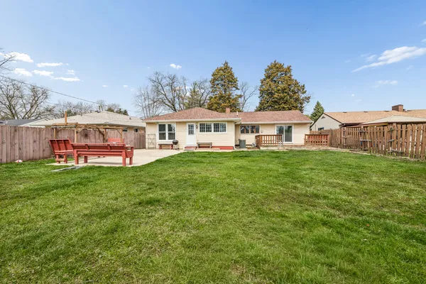 $375,000 | 191 Ashland Avenue, Des Plaines, IL 60016