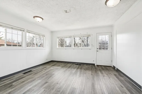 $375,000 | 191 Ashland Avenue, Des Plaines, IL 60016