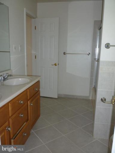 5344 Ravensworth Road Springfield, VA 22151 - Photo 10 of 17 Bath #3