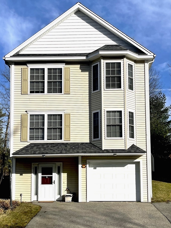 109 Pinehurst Avenue, Unit 109, Billerica, MA 01821 Compass