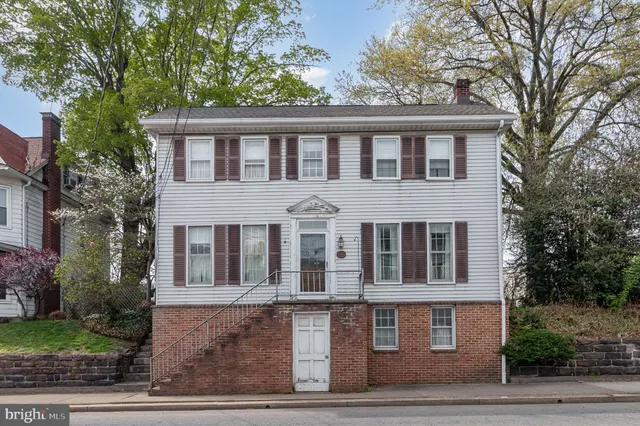 $350,000 | 125 North Market Street, Duncannon, PA 17020