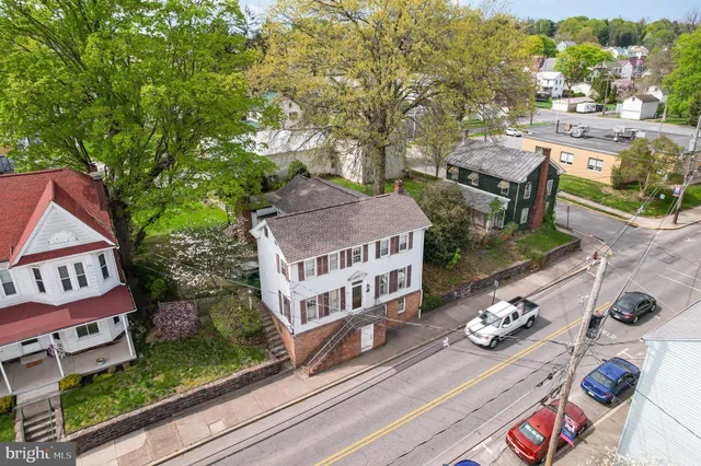$350,000 | 125 North Market Street, Duncannon, PA 17020